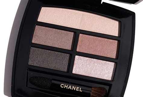 chanel les beiges natural eyeshadow swatches